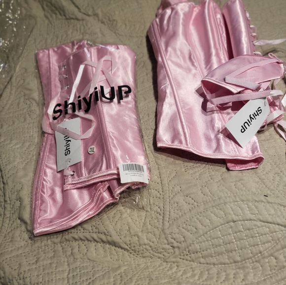 VALENTINES SPECIAL - Picture 2 of 3